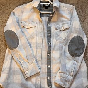Roots Gray Button Up